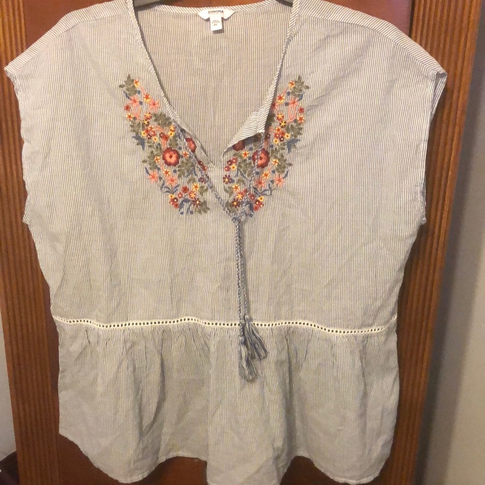 Striped short sleeve top!!🤗